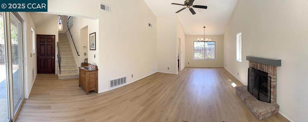 555 Willow Ct - Photo 1