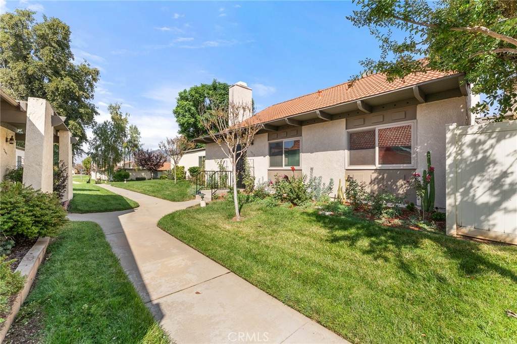 1575 Christopher - Photo 1