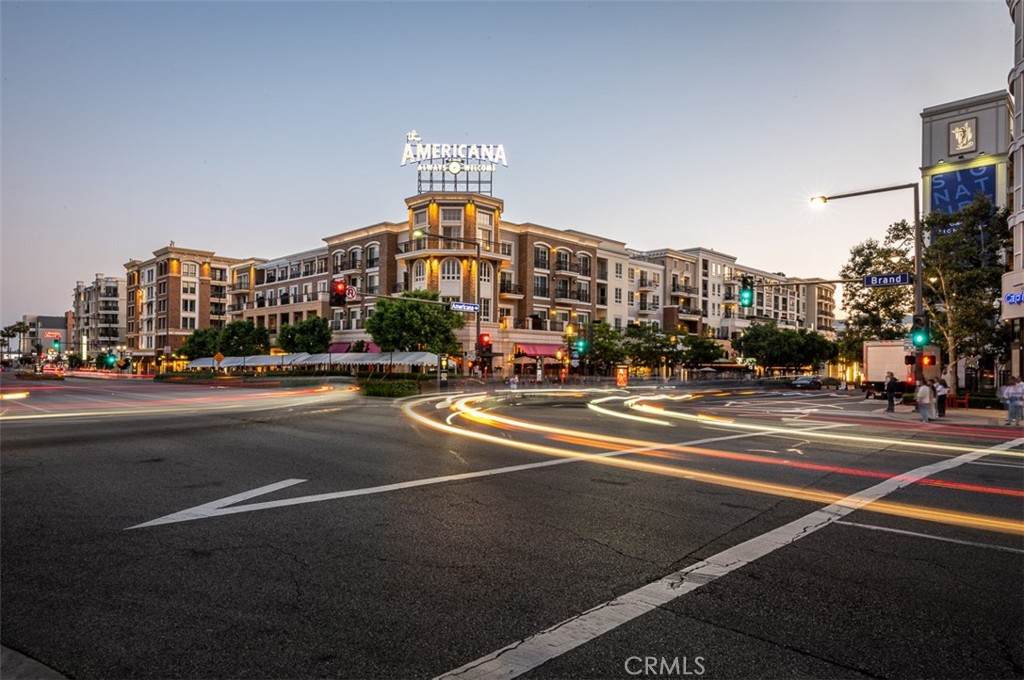 523 Caruso Avenue - Photo 1