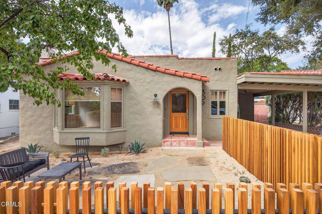 309 Canada Street - Photo 1