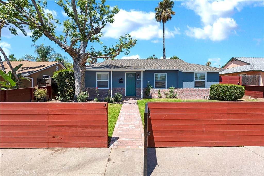 7517 Louise Avenue - Photo 1