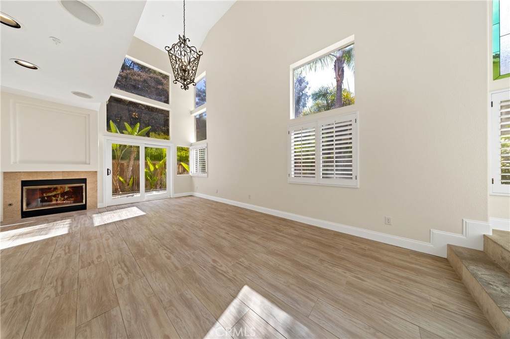 1221 Via Presa - Photo 1