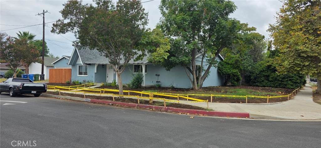 23300 23300 Welby - Photo 1