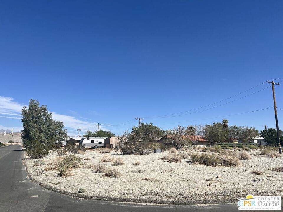 https://bt-photos.global.ssl.fastly.net/socal/orig_boomver_1_400238451-3.jpg