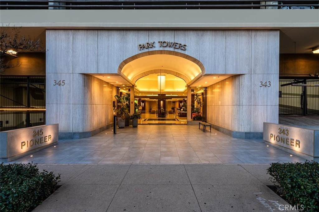 343 Pioneer Drive - Photo 1