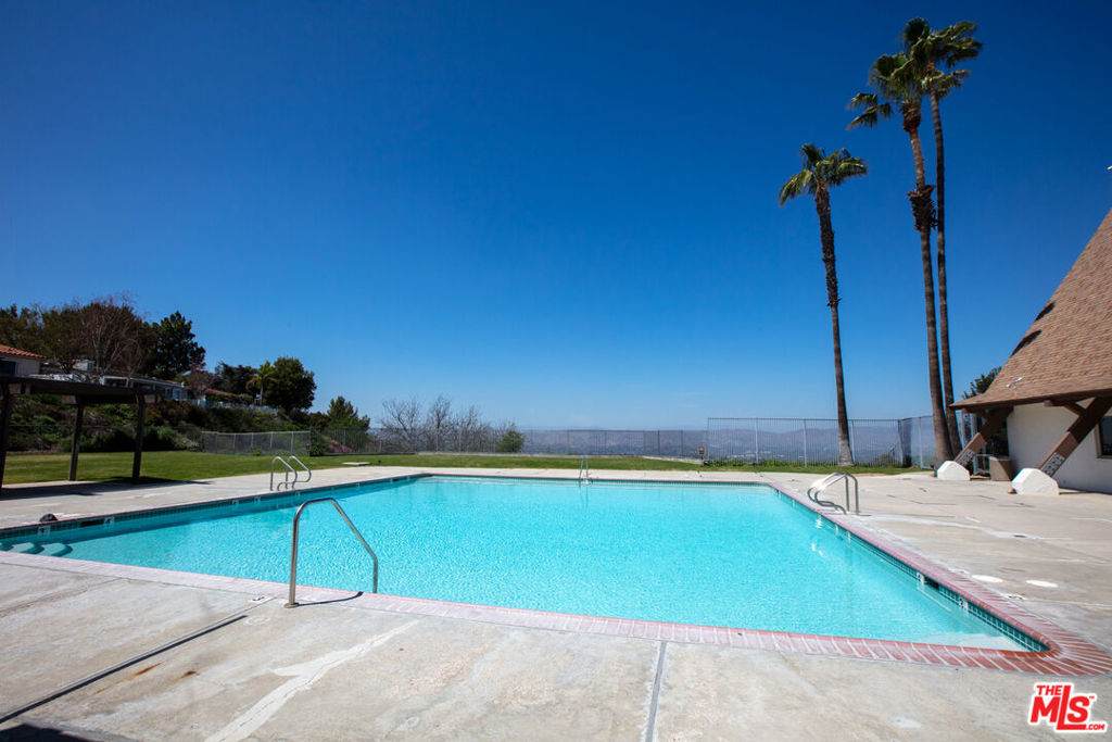 https://bt-photos.global.ssl.fastly.net/socal/orig_boomver_1_400283987-2.jpg