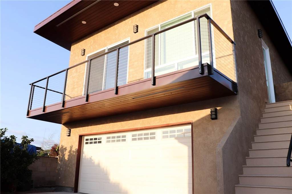 639 4th Avenue - Photo 1