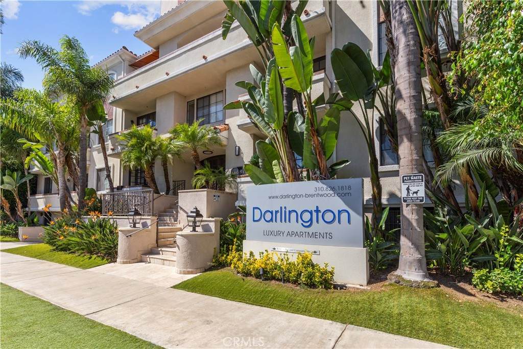 11681 Darlington - Photo 1