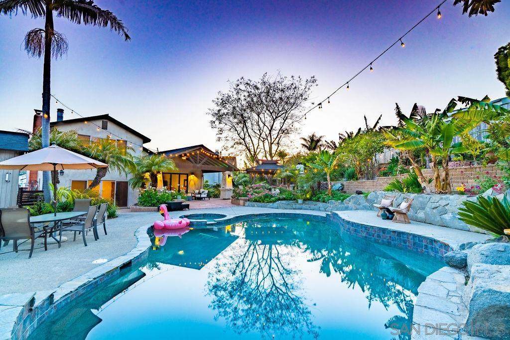 1528 Calle Narcisos - Photo 1