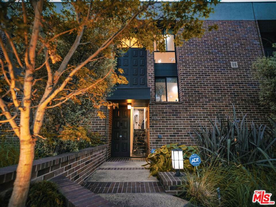9321 Burton Way - Photo 1