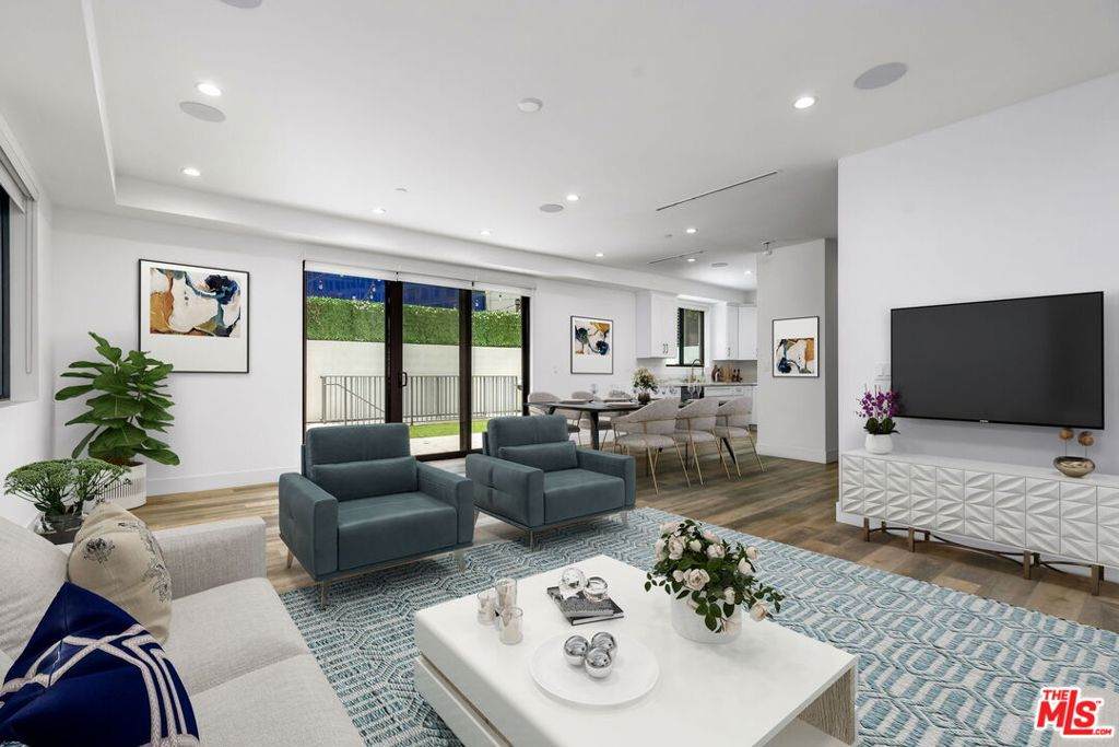 621 Huntley Drive - Photo 1