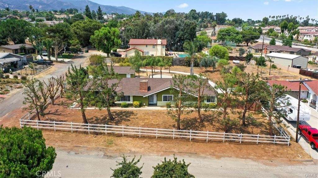 19995 Layton - Photo 1