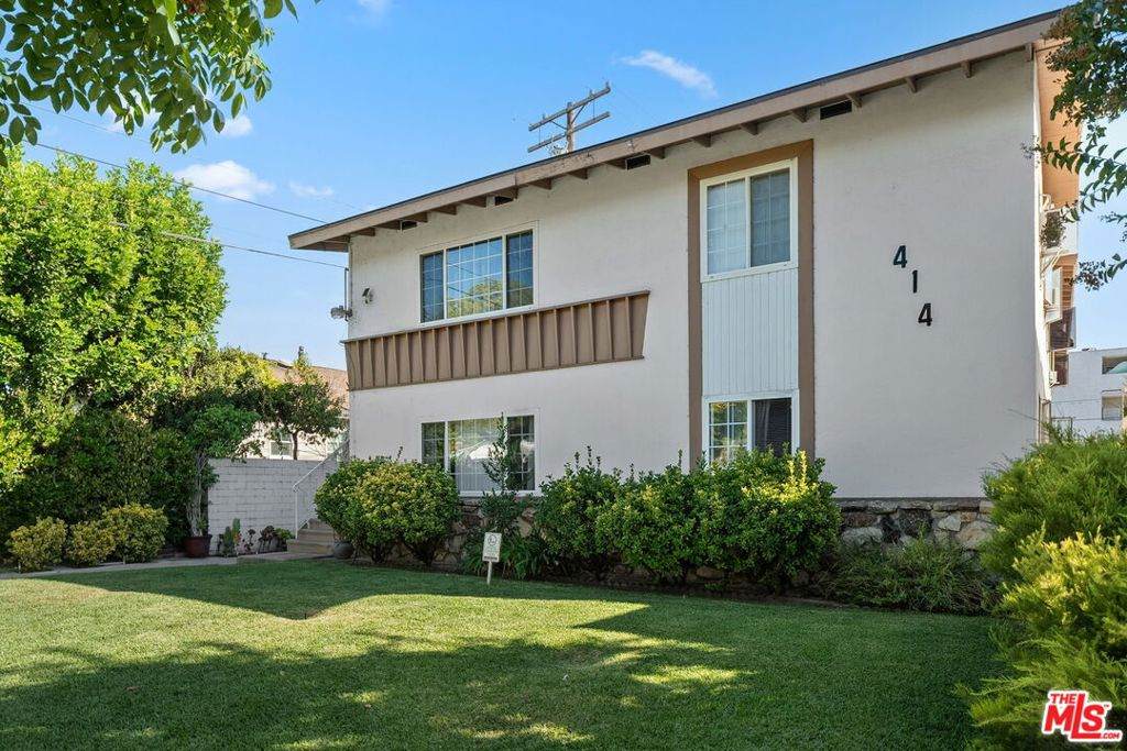 414 Dryden Street - Photo 1