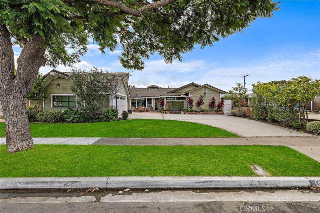 3082 Rowena Drive - Photo 1