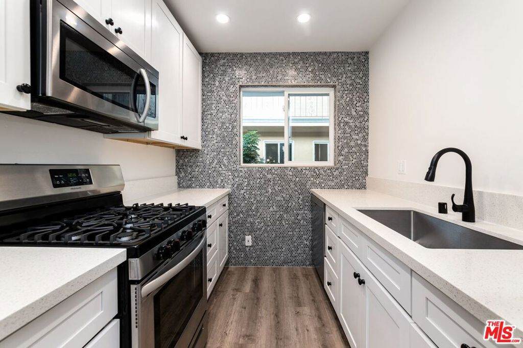 1462 Shenandoah - Photo 1