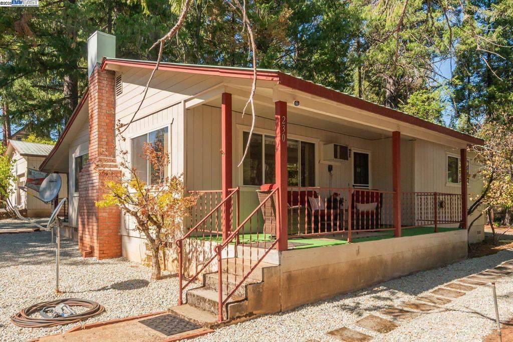 230 230 Lakeview Dr. - Photo 1