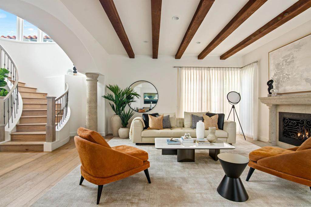 7729 Ivanhoe Avenue - Photo 1