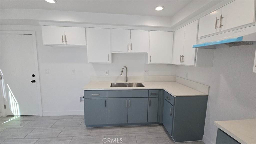 10415 Avalon Boulevard - Photo 1