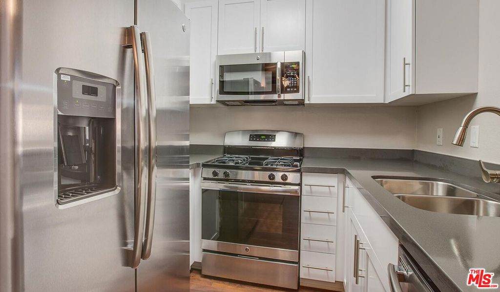 5736 Las Virgenes Boulevard - Photo 1