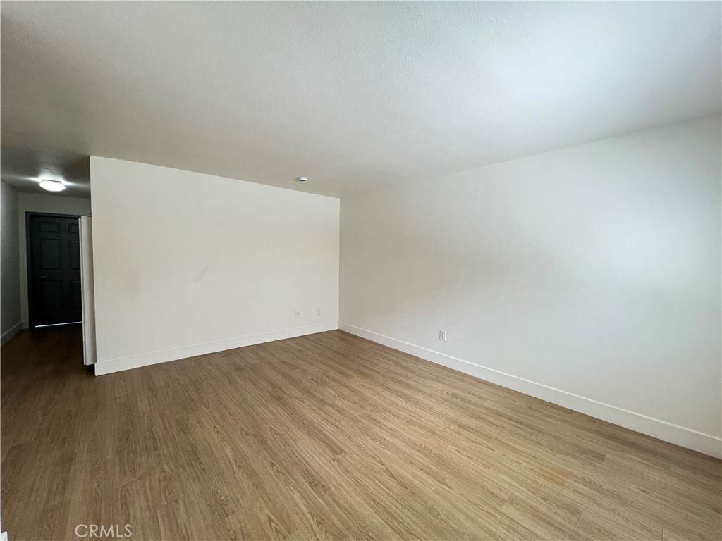 5401 Anaheim - Photo 1