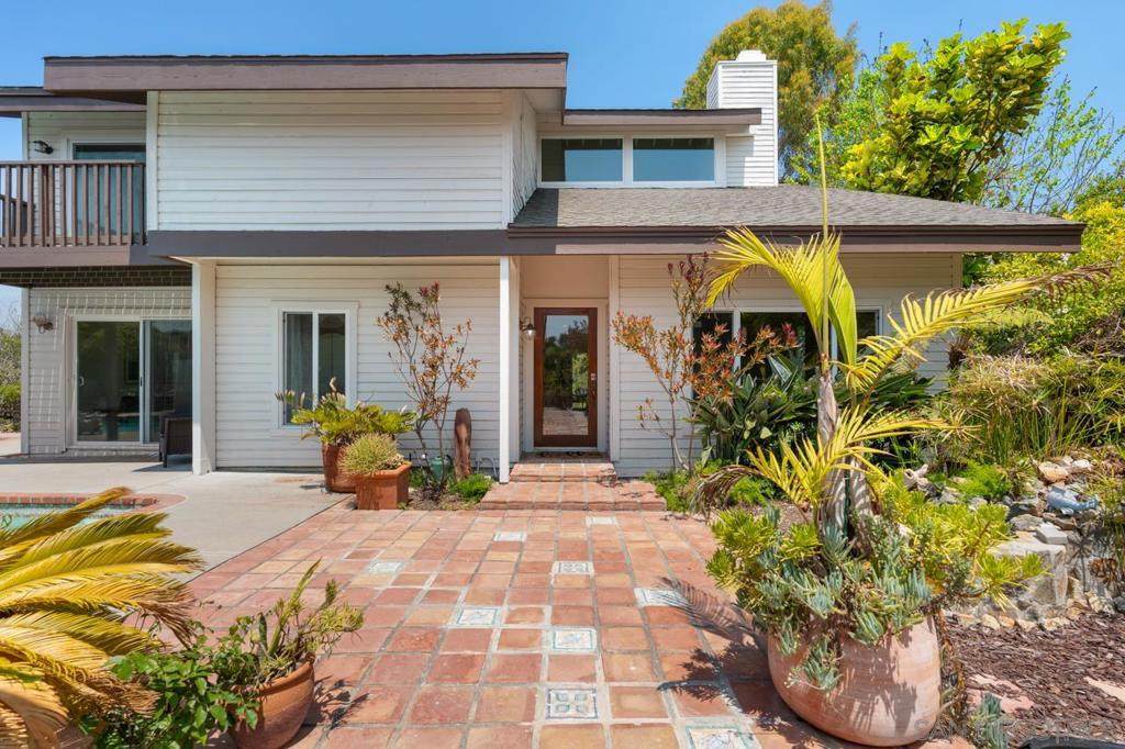 3018 Xana Way - Photo 1