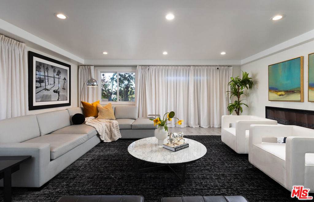 155 Hamilton Drive - Photo 1