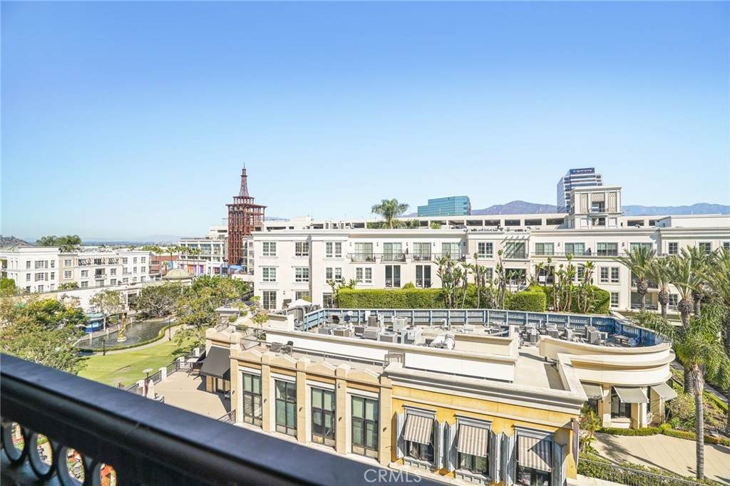 603 603 Caruso Avenue - Photo 1