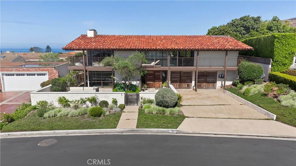 8 Monarch Bay Drive - Photo 1