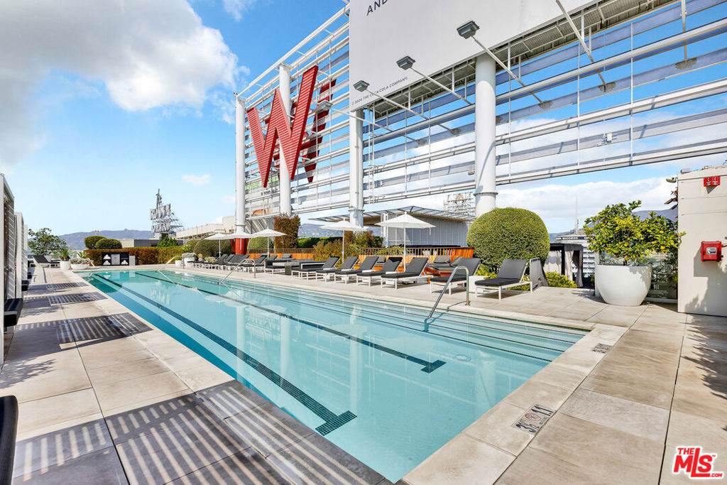 6250 Hollywood Blvd - Photo 1