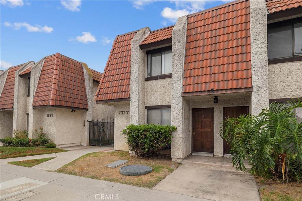1717 S San Gabriel Blvd - Photo 1