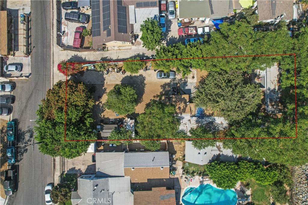 519 Susan Street - Photo 1