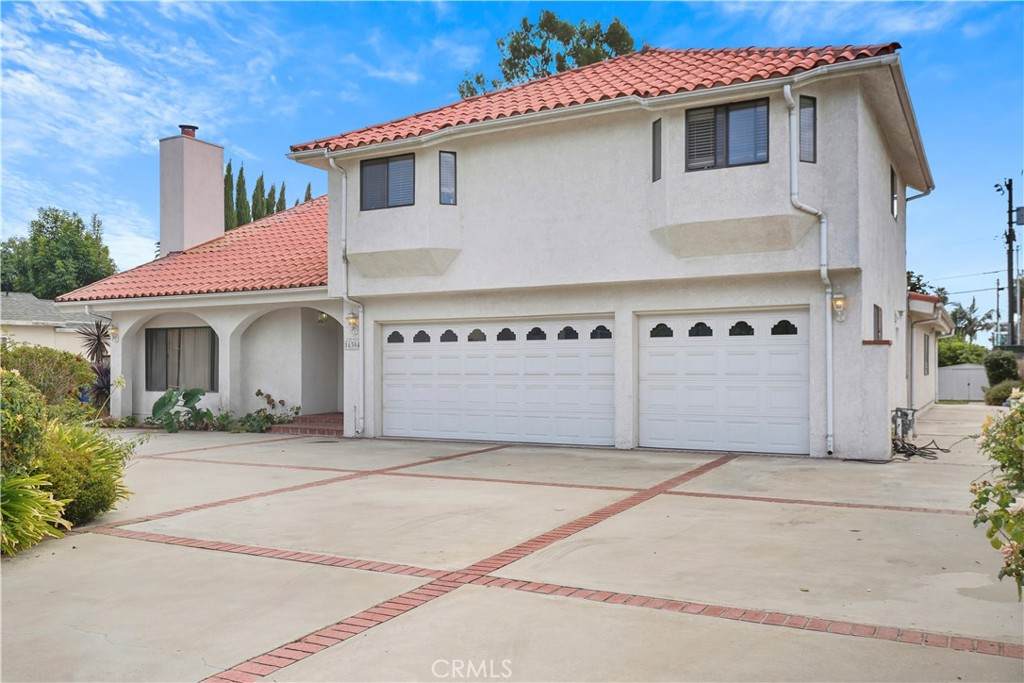 16304 Community Street - Photo 1