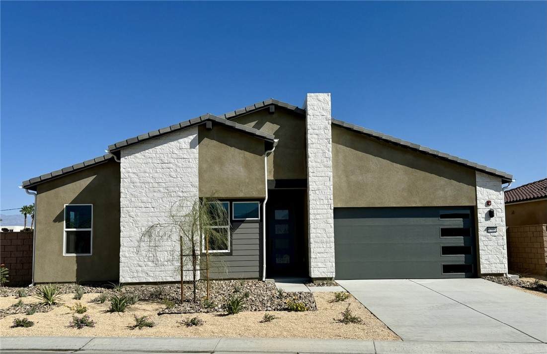 67010 Amethyst Way - Photo 1