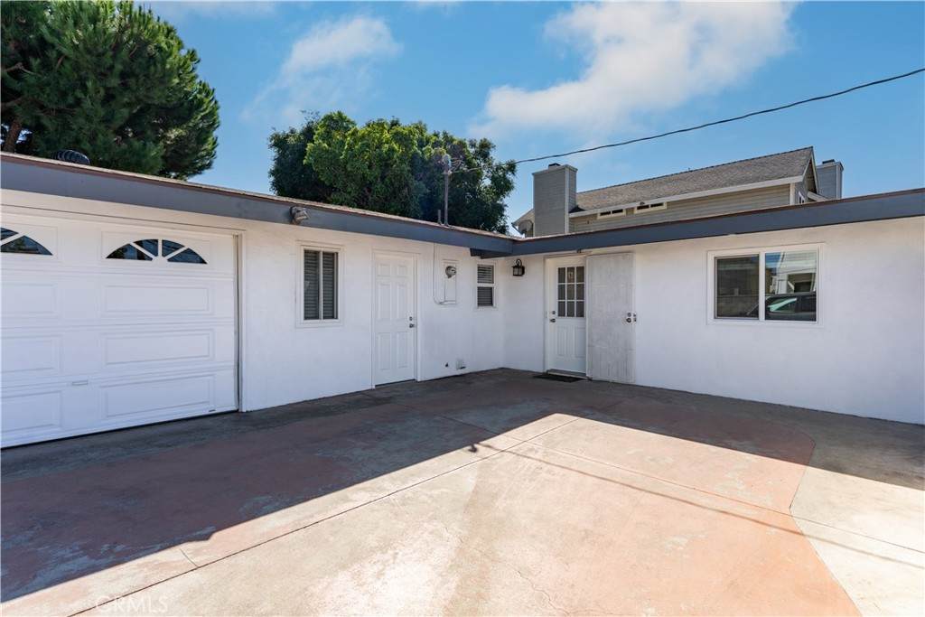 777 18th Street - Photo 1