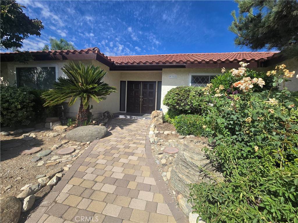 9388 Valley View - Photo 1