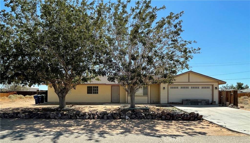 10416 Peach Avenue - Photo 1