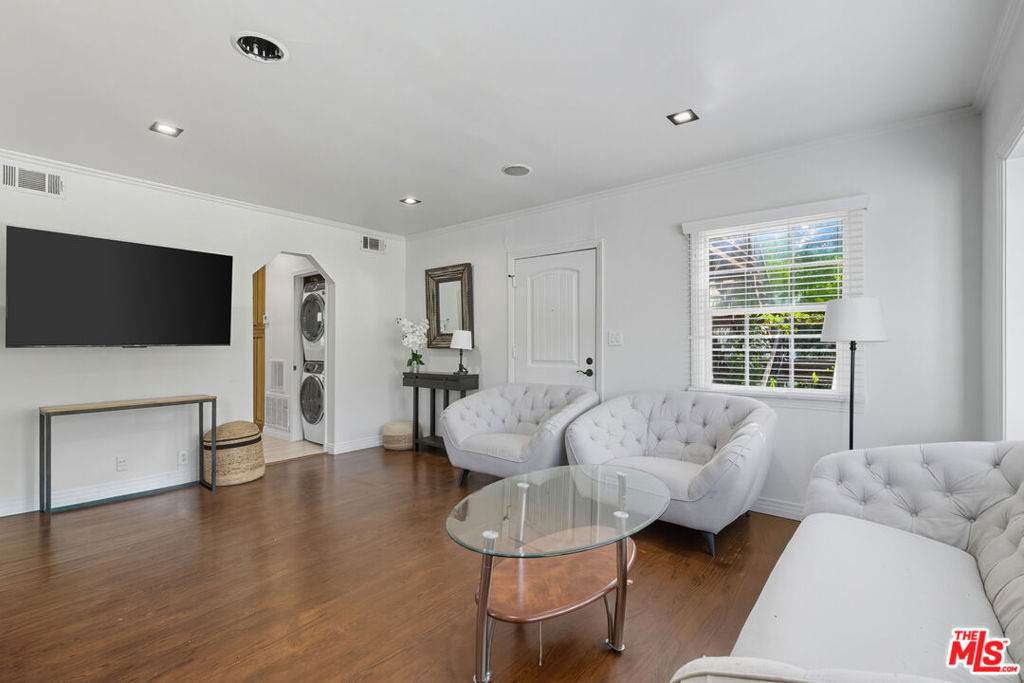 3316 Barham Blvd - Photo 1