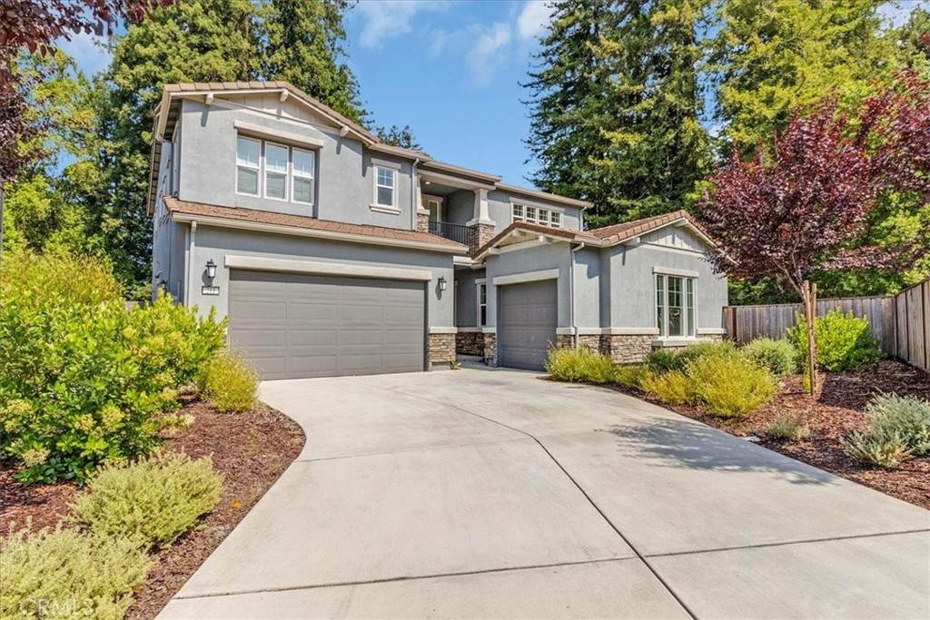 211 Creekside Court - Photo 1