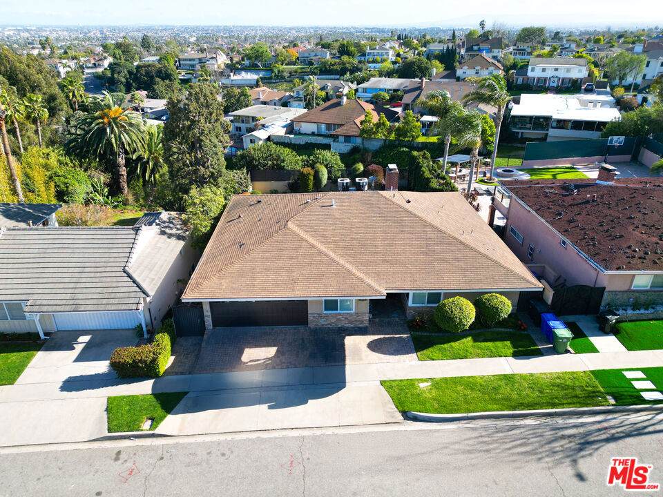 https://bt-photos.global.ssl.fastly.net/socal/orig_boomver_1_401126565-2.jpg