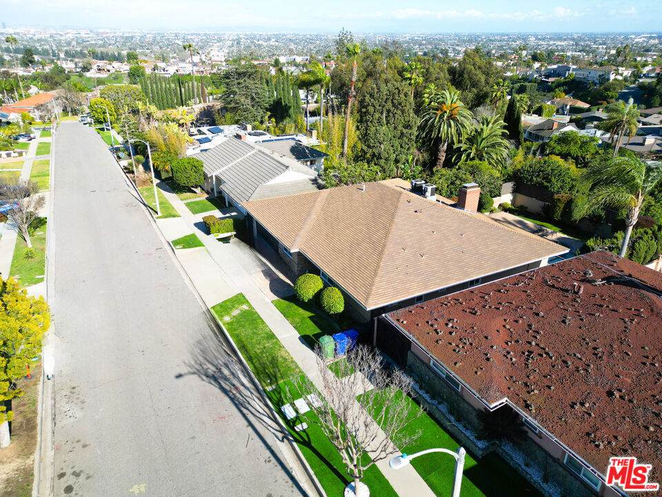 https://bt-photos.global.ssl.fastly.net/socal/orig_boomver_1_401126565-2.jpg