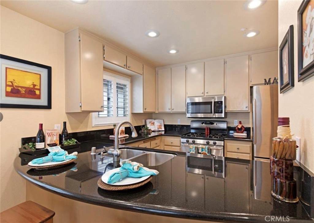 5704 Camino Del Cielo - Photo 1