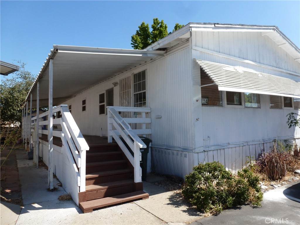 114 Cottonwood Circle - Photo 1