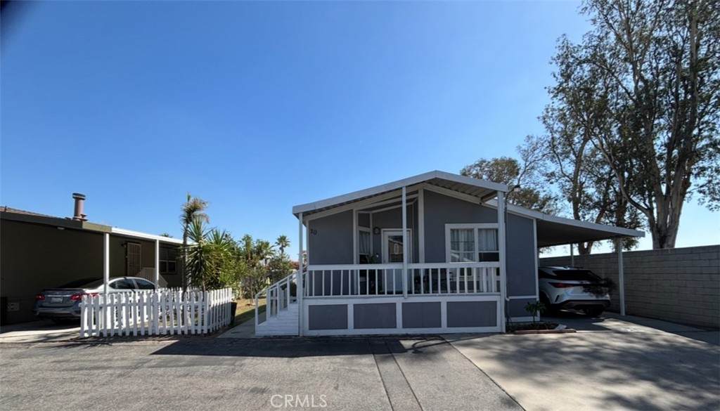 17377 20 Valley Blvd - Photo 1