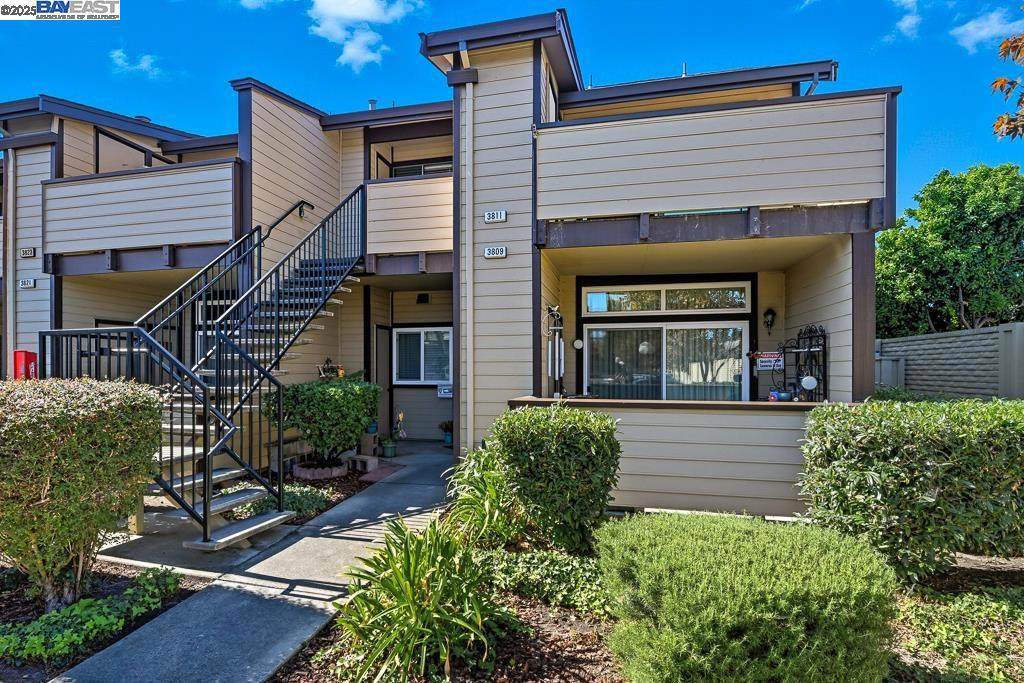 3811 Yorkshire St - Photo 1