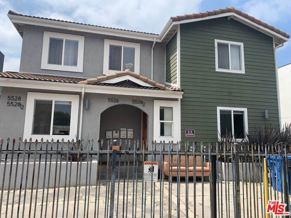 https://bt-photos.global.ssl.fastly.net/socal/orig_boomver_1_401407148-2.jpg