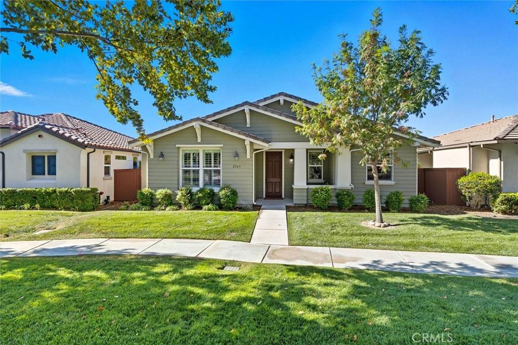 2563 Pasadena - Photo 1