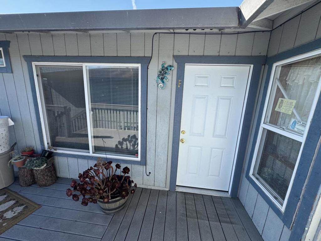 1051 Rider Avenue - Photo 1