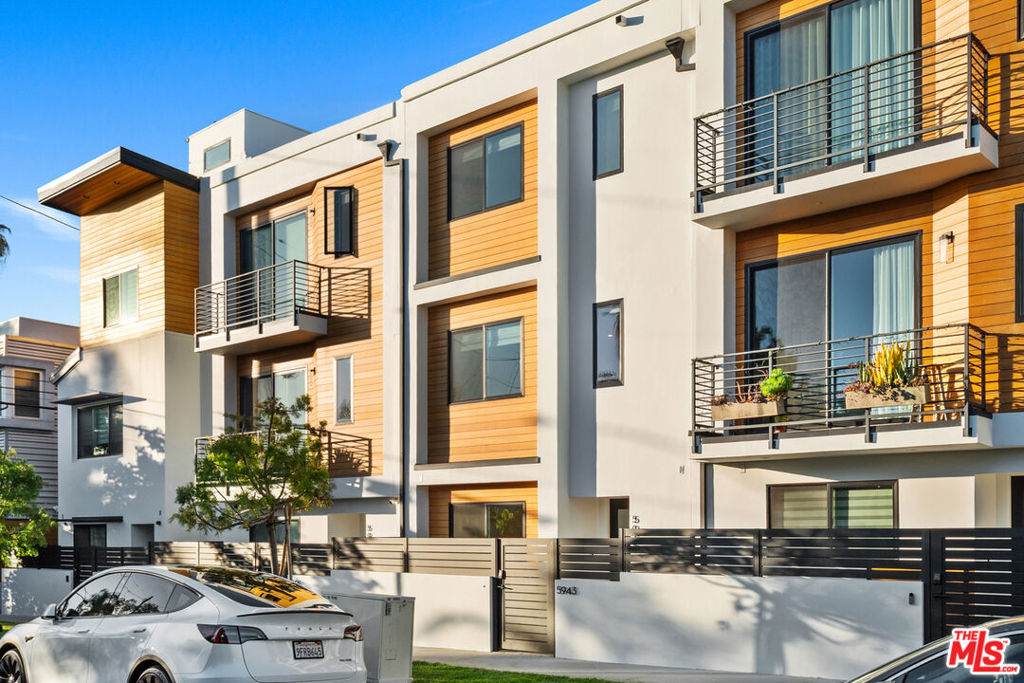 5943 Pickford Street - Photo 1