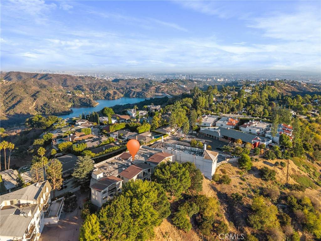 https://bt-photos.global.ssl.fastly.net/socal/orig_boomver_1_401688811-2.jpg
