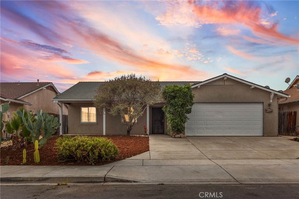 720 Armand Avenue - Photo 1